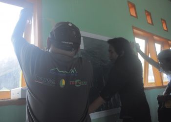Pelatihan Anyaman Daun Pandan Hutan Desa Lonca