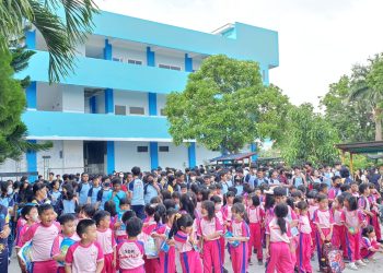 Simulasi evakuasi mandiri di lingkungan Sekolah Gamaliel Palu